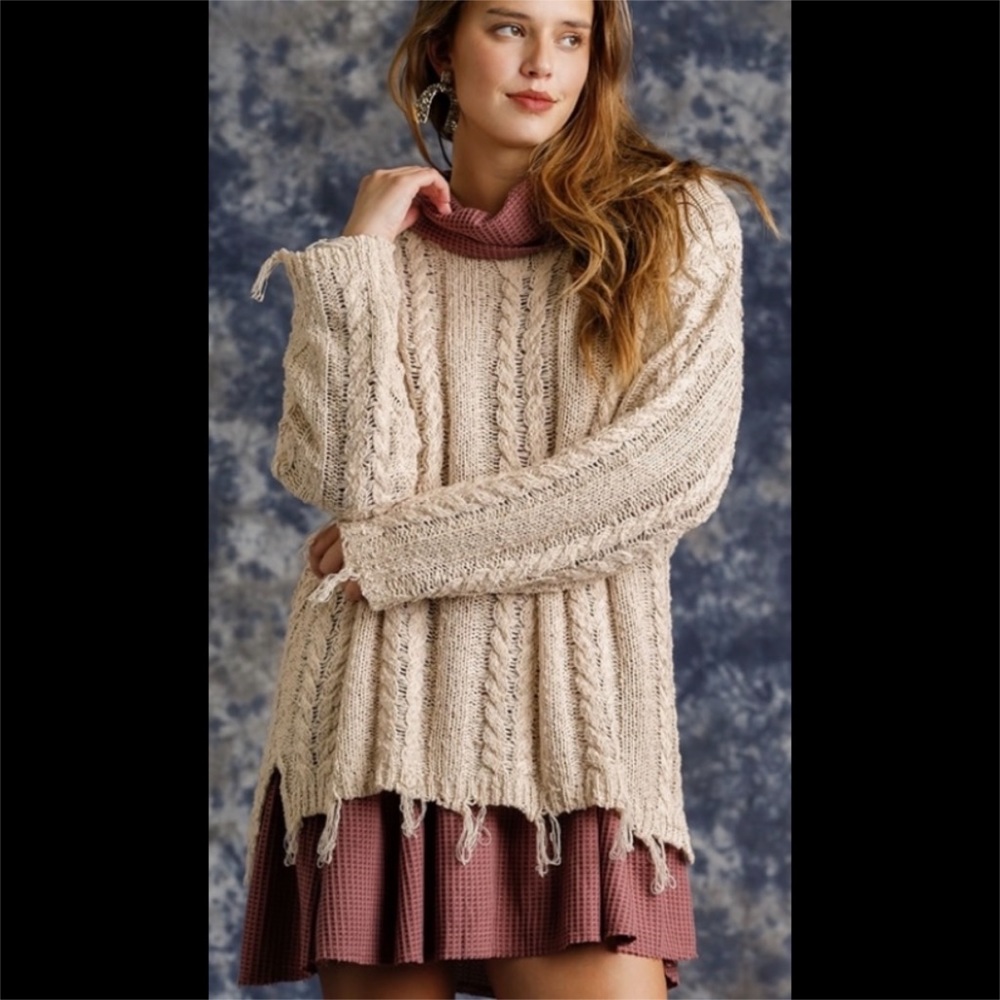 New! Boutique Cream Distressed Detail Sweater